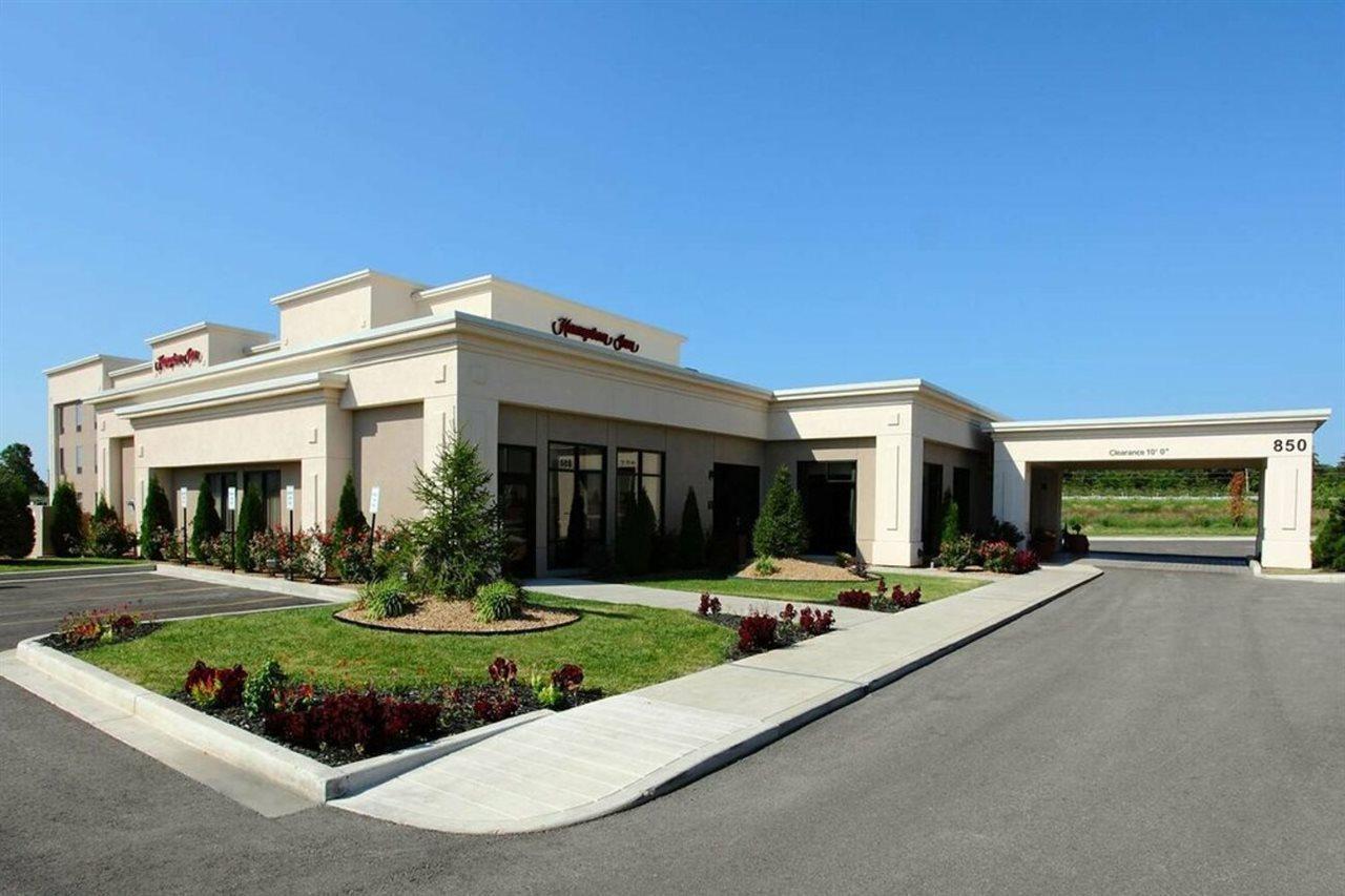 Hampton Inn Farmington Exterior photo