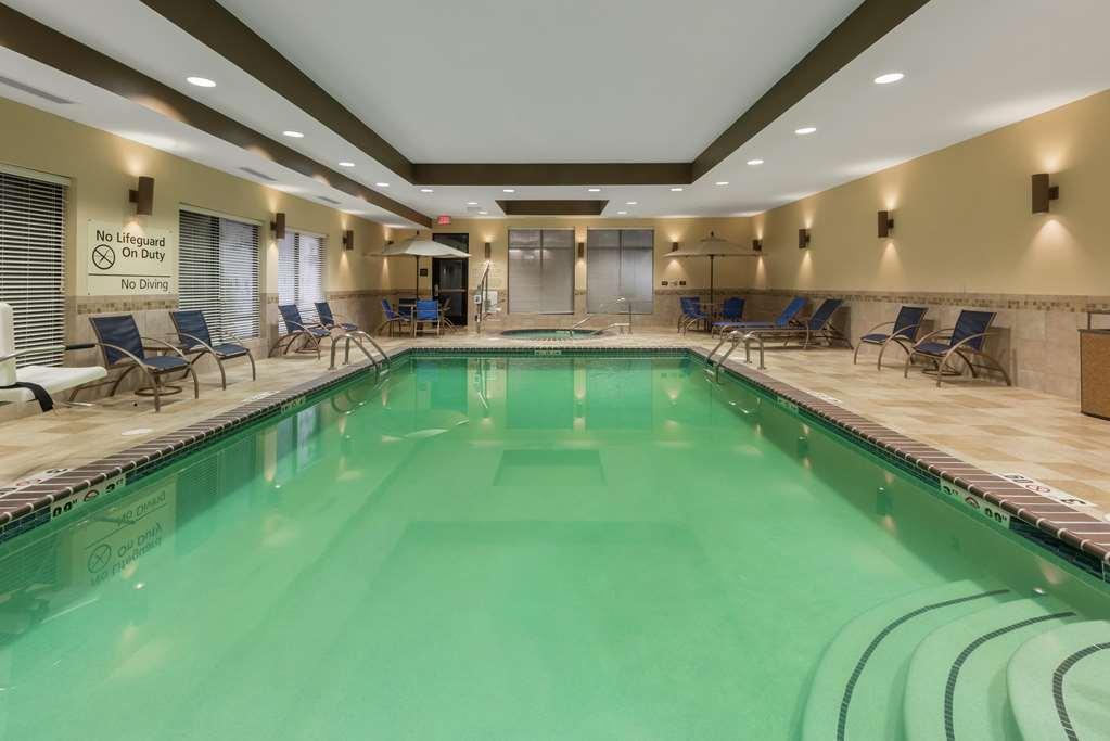 Hampton Inn Farmington Facilities photo