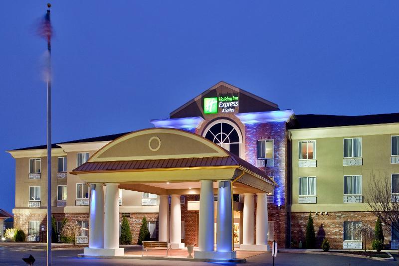 Hampton Inn Farmington Exterior photo