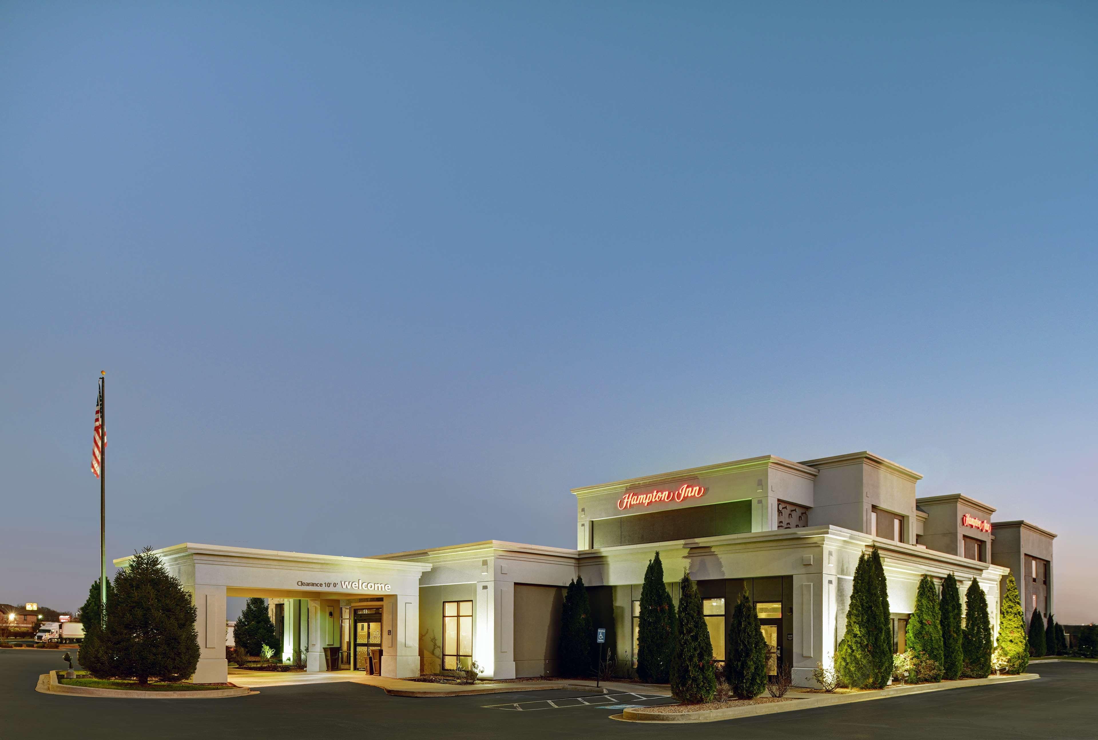 Hampton Inn Farmington Exterior photo