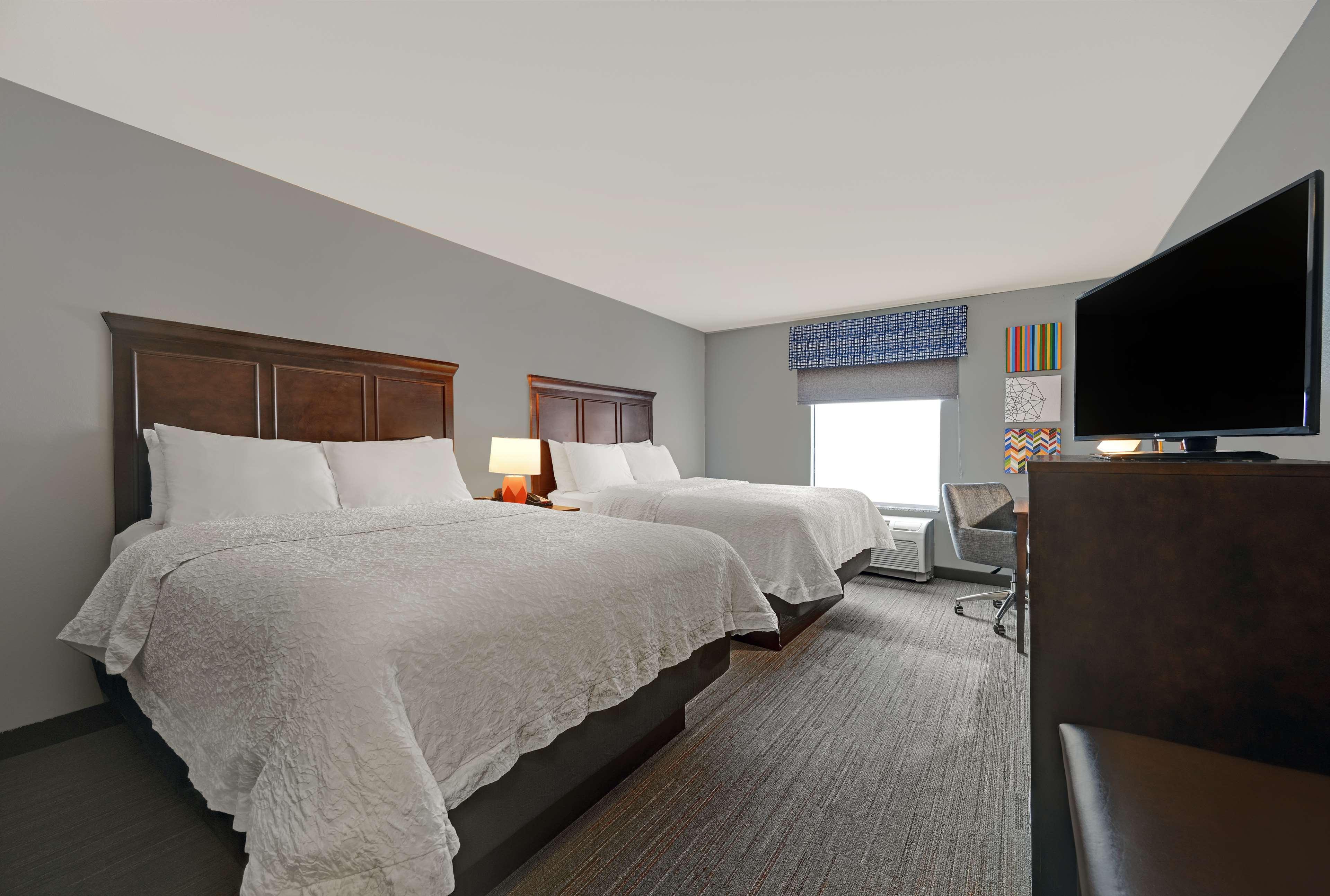 Hampton Inn Farmington Exterior photo