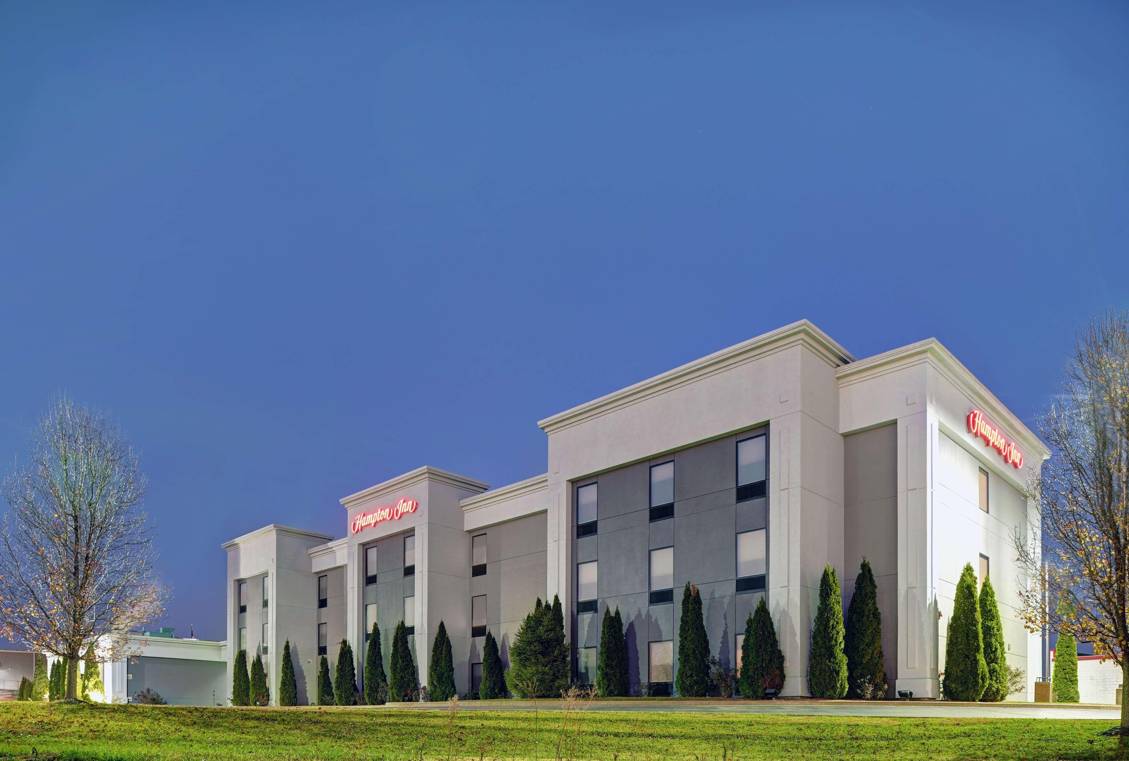 Hampton Inn Farmington Exterior photo