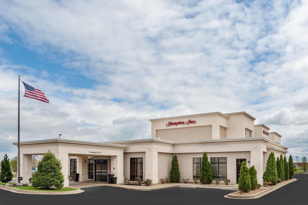 Hampton Inn Farmington Exterior photo